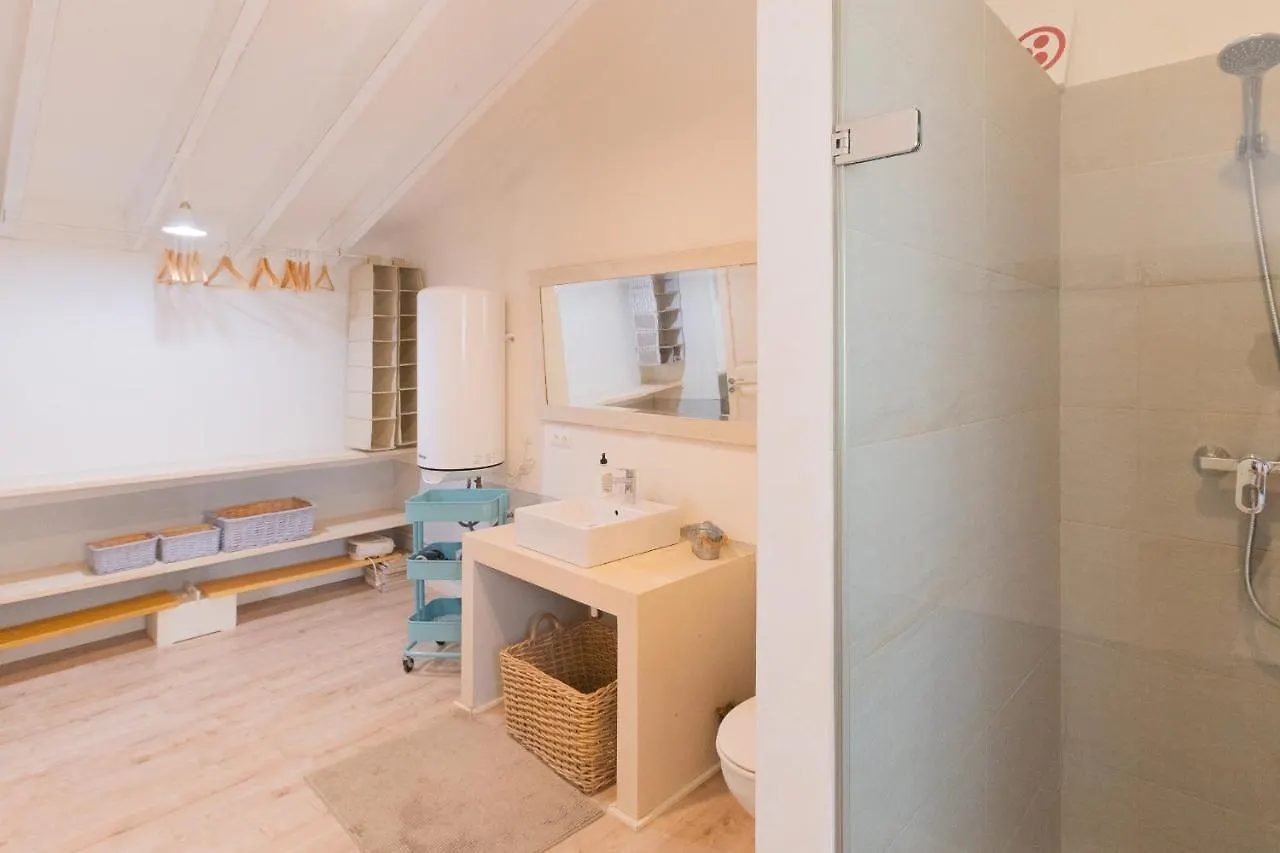 Pintor - Rustic Mallorquin Town House 3 Bedrooms And Pool In Caimari 0*,  Spain